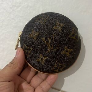 Authentic Louis Vuitton Monogram Round Coin Purse